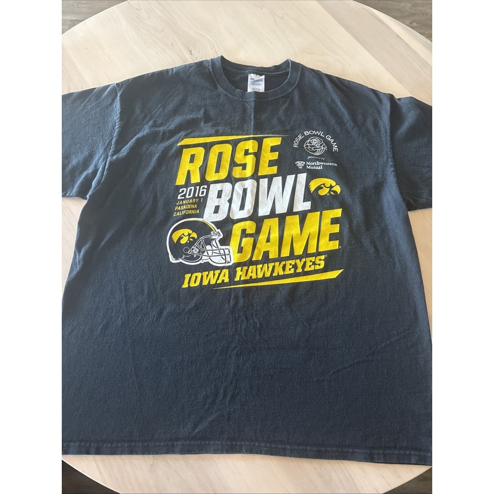 2016 Rose Bowl Size XL T-shirt Iowa Hawkeyes BIG10